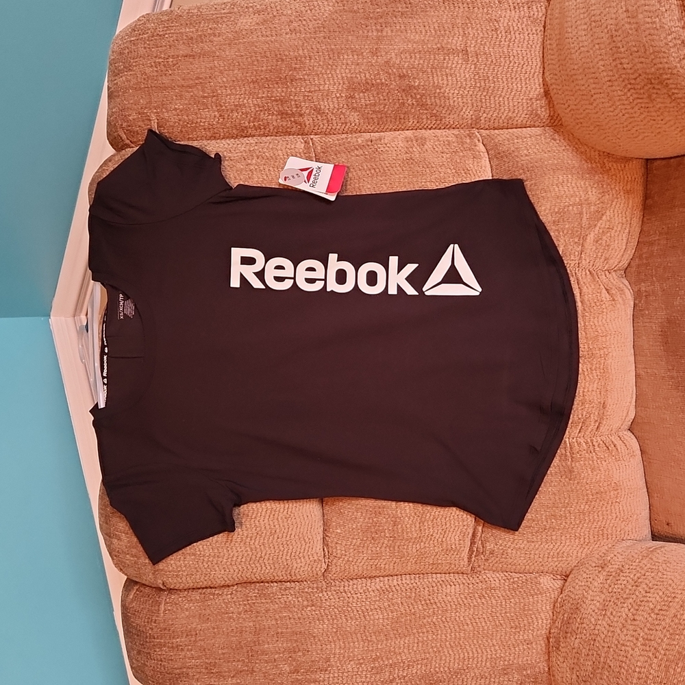 Reebok black shirt